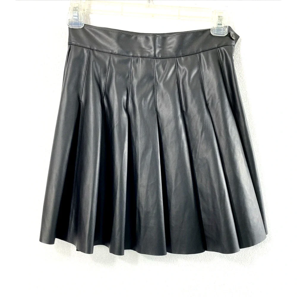 Kendall & Kylie Faux‎ Leather Skirt Womens XS Pleated Black Preppy Goth